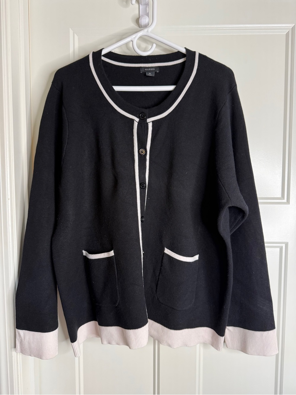 Women’s Halogen Black Cardigan with White Trim, 3X